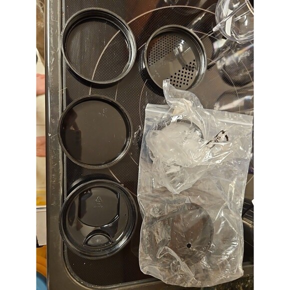 Lot Of 16 Pieces Nutribullet Assorted Cups & Lids / Tops + 1 Blade (Untested) - Picture 8 of 12